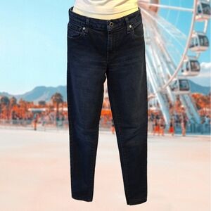 Women's Guess Skinny Jean - Size 27
